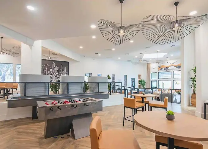 Remodeled Travelers Haven Modern & Stylish 2Br Appartement *