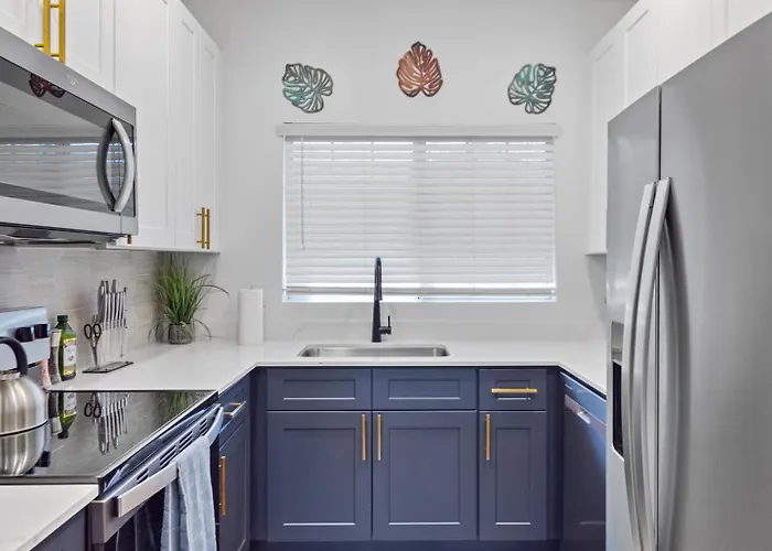 Remodeled Travelers Haven Modern & Stylish 2Br Appartement