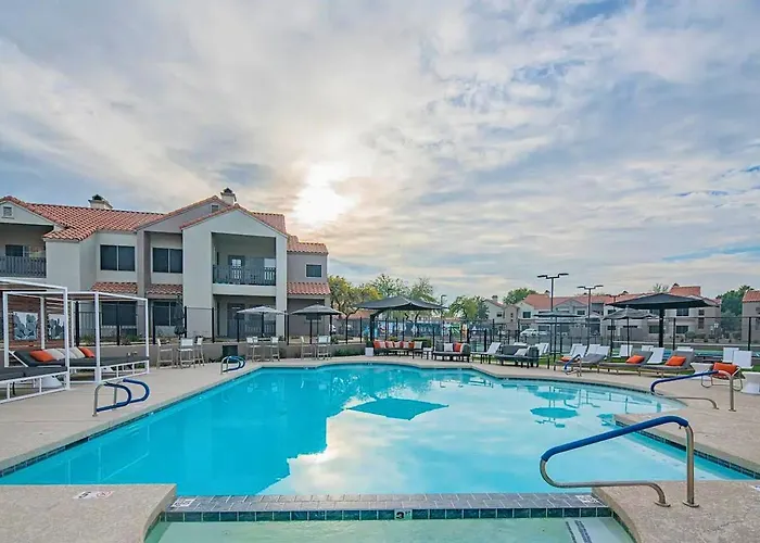 Remodeled Travelers Haven Modern & Stylish 2Br Appartement *