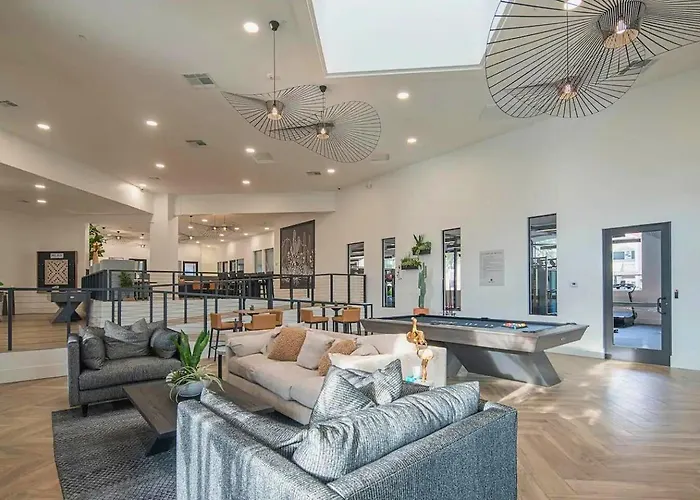 Appartement Remodeled Travelers Haven Modern & Stylish 2Br