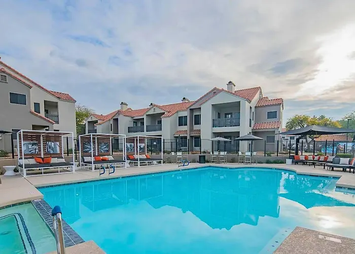 Remodeled Travelers Haven Modern & Stylish 2Br Appartement