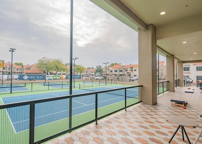 Remodeled Travelers Haven Modern & Stylish 2Br Scottsdale